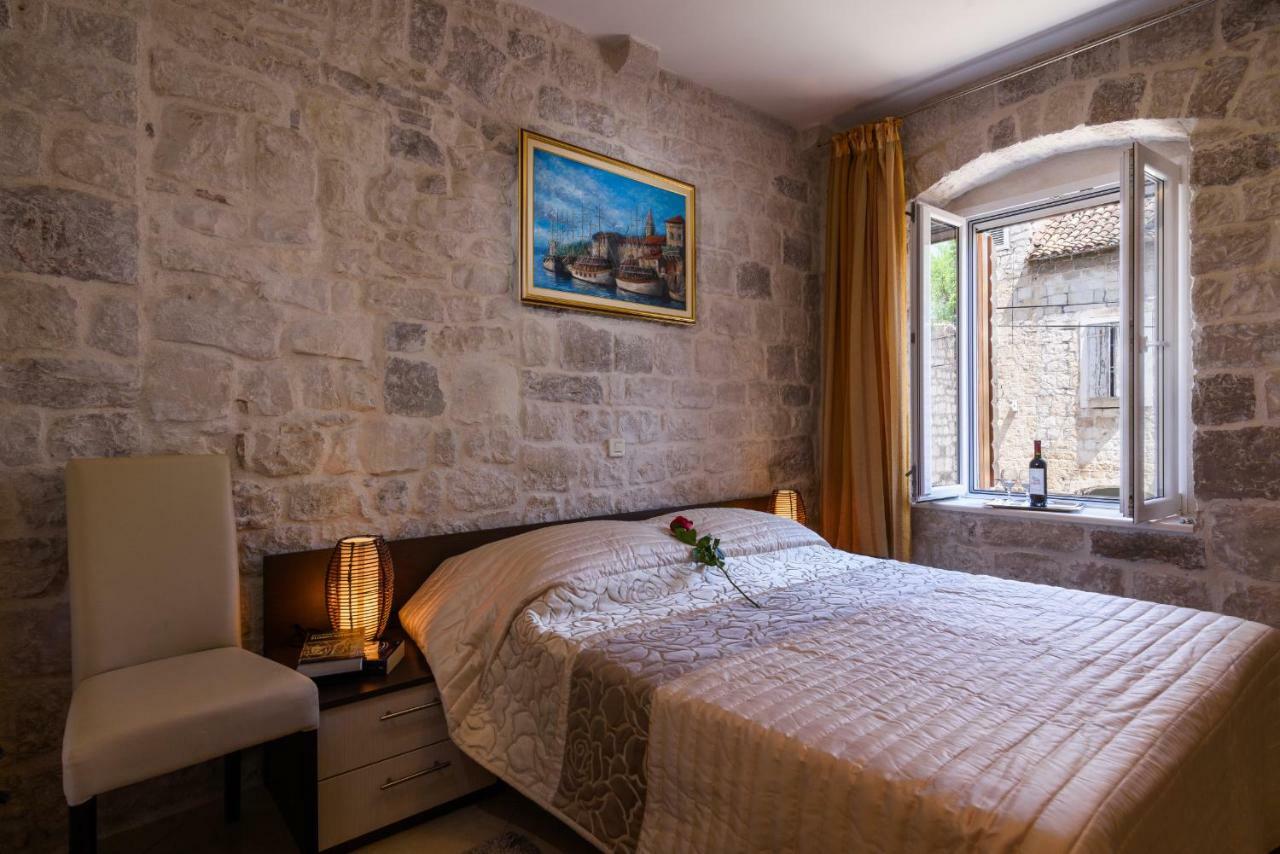 Apartments Dora -Free Parking Trogir Bagian luar foto