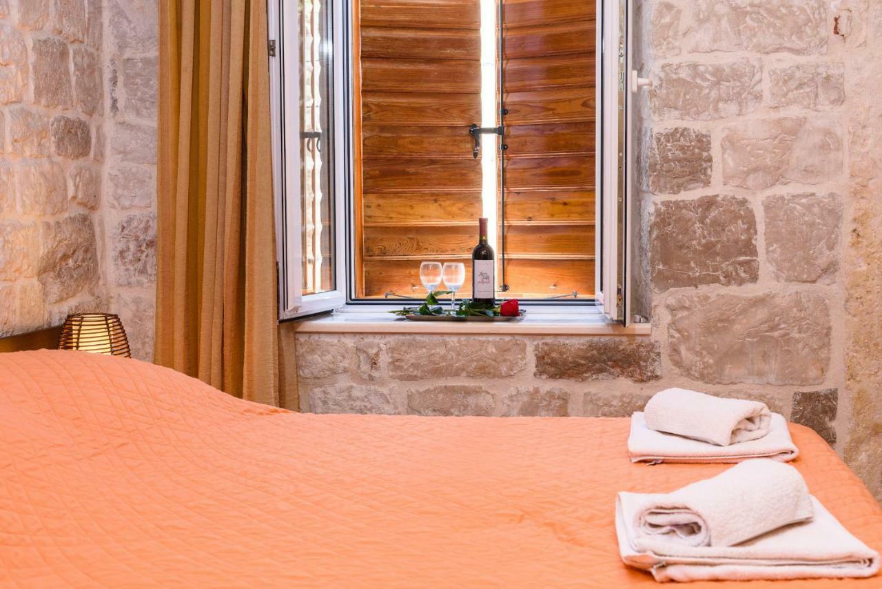 Apartments Dora -Free Parking Trogir Bagian luar foto